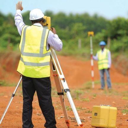 Land surveying with a total station
